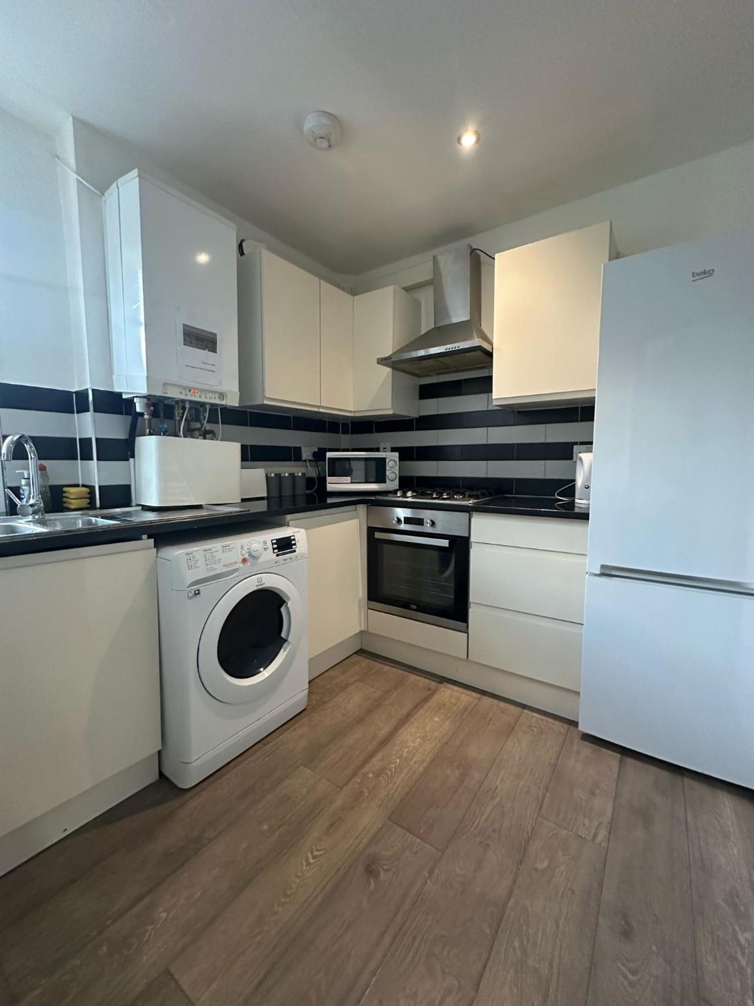 "Euston Comfort" 3 Bedroom Flat In Kings Cross, St Pancras!!!!118B Londres Extérieur photo